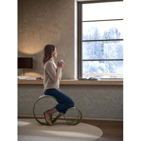 Q-Lunar Chair – Ergonomic Design with High-Elasticity Padding