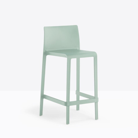 Italian-Manufactured Single-Piece Poly High Chair – Stylish & Durable