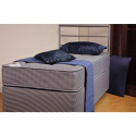Bonnisen Bed Set
