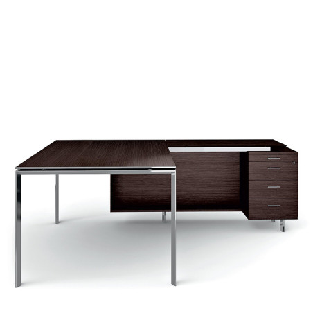 Q7 Executive Desk